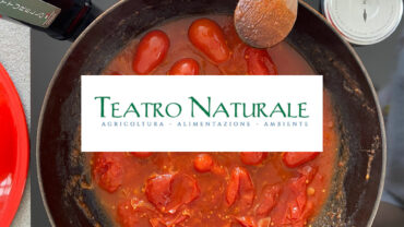 teatro naturale cook tomatoes in extra virgin olive oil